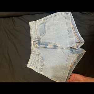 High waisted mom shorts 💞💘💕